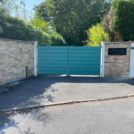 Bed and Breakfast Haritzaga D'hote Terrasse & Jardin Prive 4*