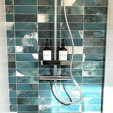 Haritzaga D'hote Terrasse & Jardin Prive Bed and Breakfast 4*