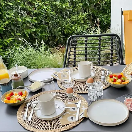 Oda ve Kahvaltı Haritzaga D'hote Terrasse & Jardin Prive 4*