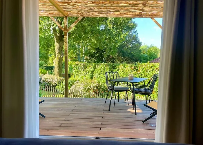 住宿加早餐酒店 Haritzaga D'hote Terrasse & Jardin Prive 4*