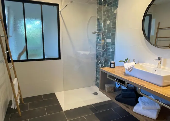 住宿加早餐酒店 Haritzaga D'hote Terrasse & Jardin Prive 比亚里茨