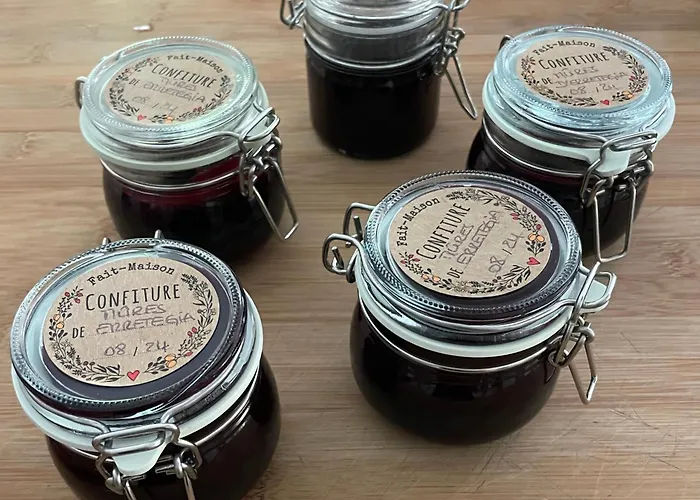 Frühstückspension Haritzaga D'hote Terrasse & Jardin Prive 4*